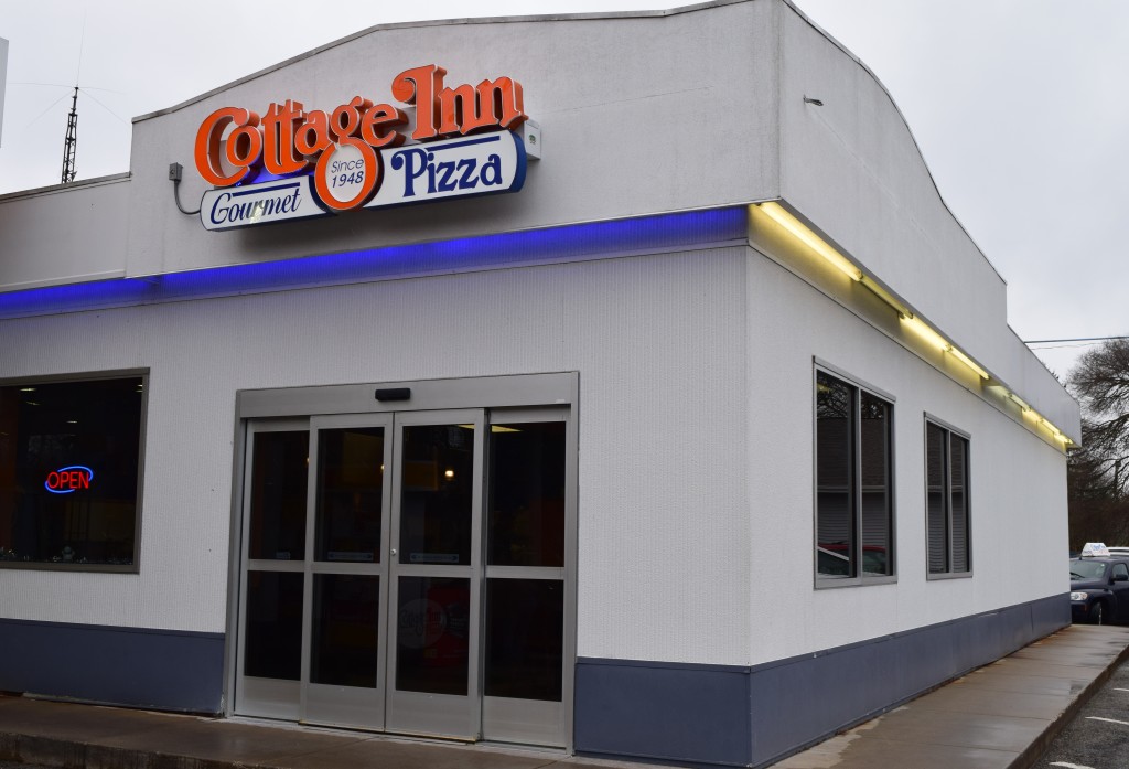 Pizza Delivery Near Niles, Michigan Order Online Cottage Inn Pizza